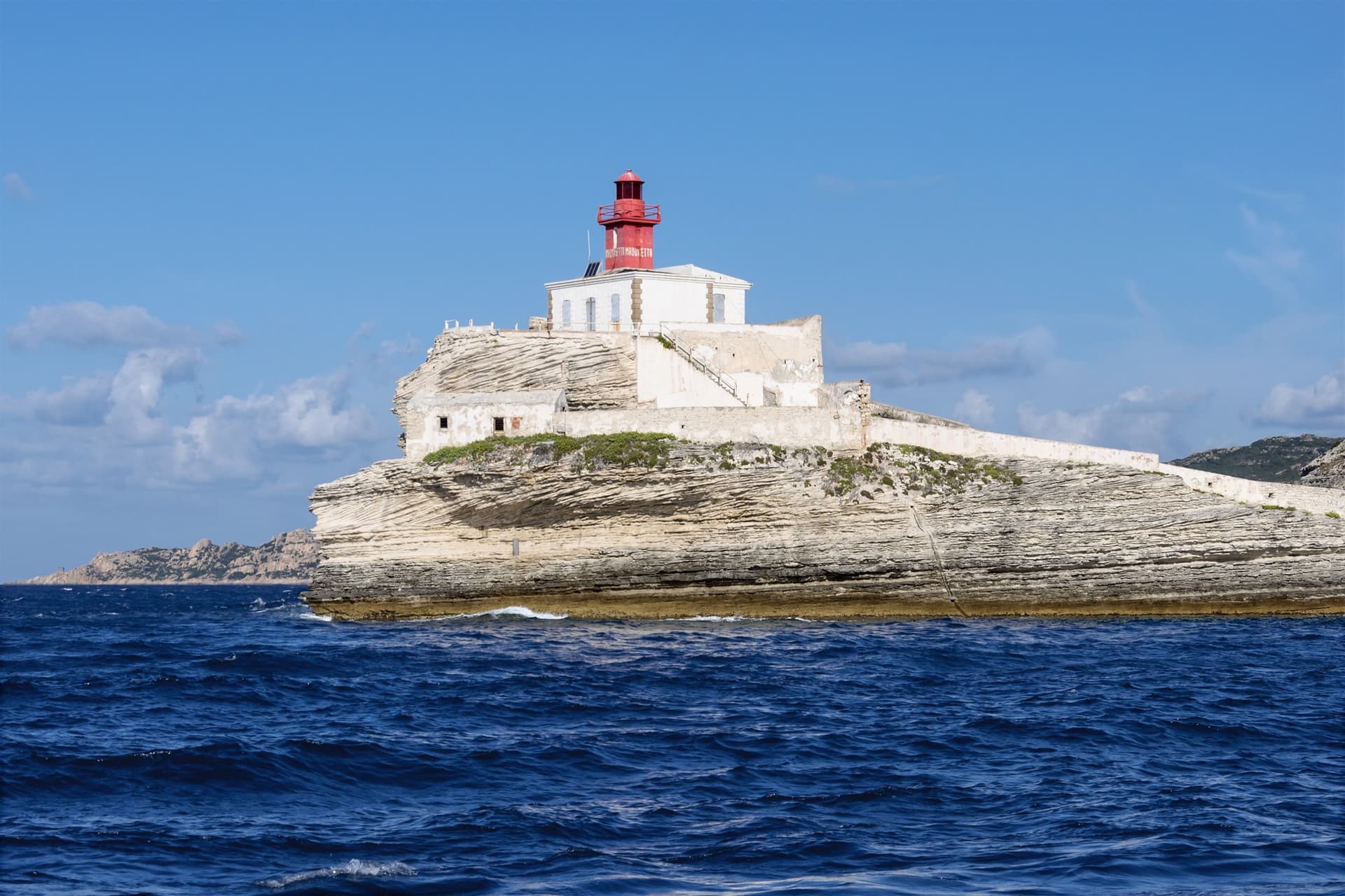 Le phare de la Madonetta à Bonifacio